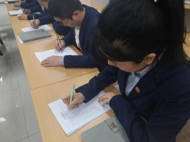 E8体育（中国）体育官方网站
团委召开2021年度专题组织生活会(图4)