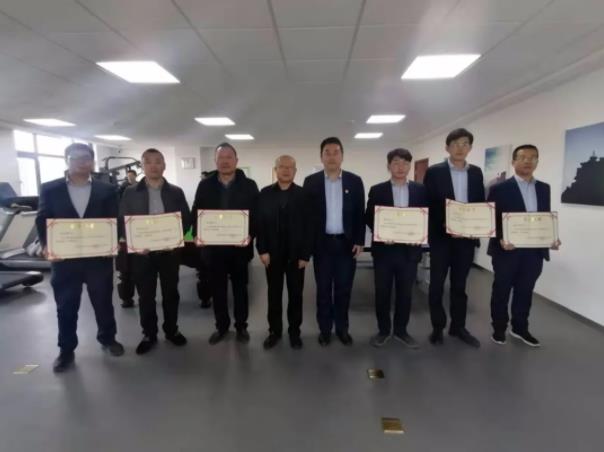 E8体育（中国）体育官方网站
团委举办球类联谊比赛(图2)
