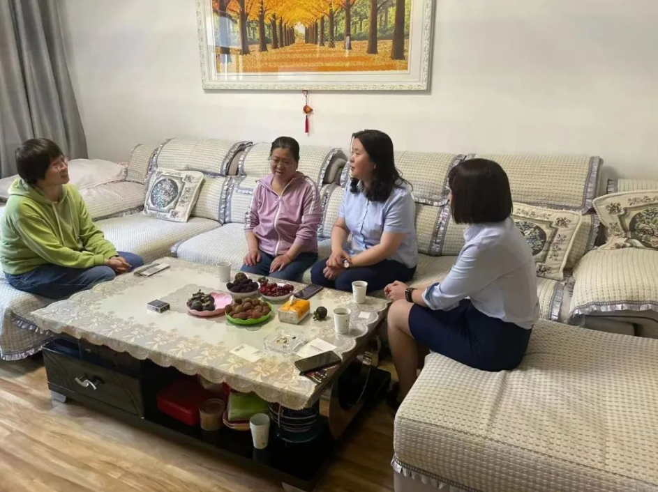 E8体育(中国)体育官方网站
开展女职工未成年子女关爱活动(图3) E8体育(中国)体育官方网站
开展女职工未成年子女关爱活动(图3)
